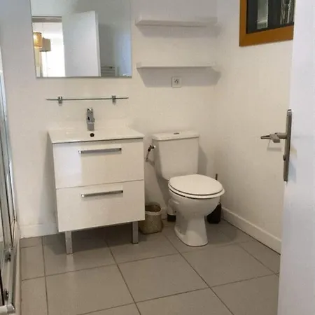 Furnished Studio In A Quiet Authentic Area Near Amenities
