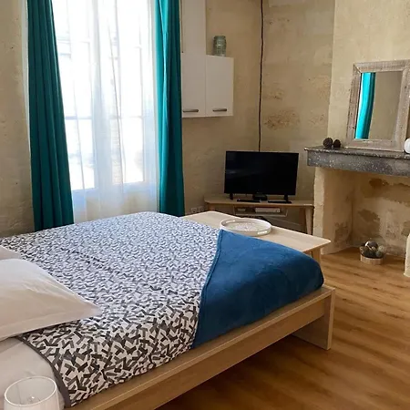 Furnished Studio In A Quiet Authentic Area Near Amenities Daire